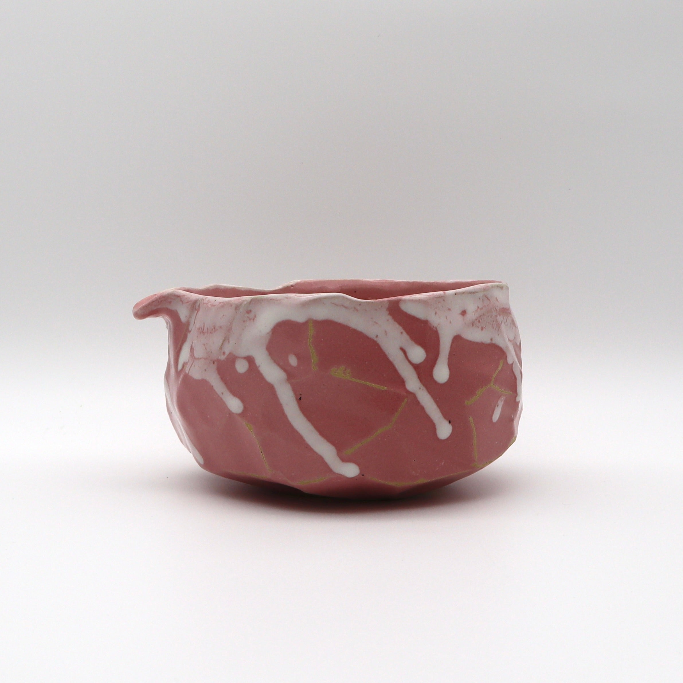 Pink "Kurinuki" Matcha Tea Bowl Chawan with Spout | Tea Katakuchi