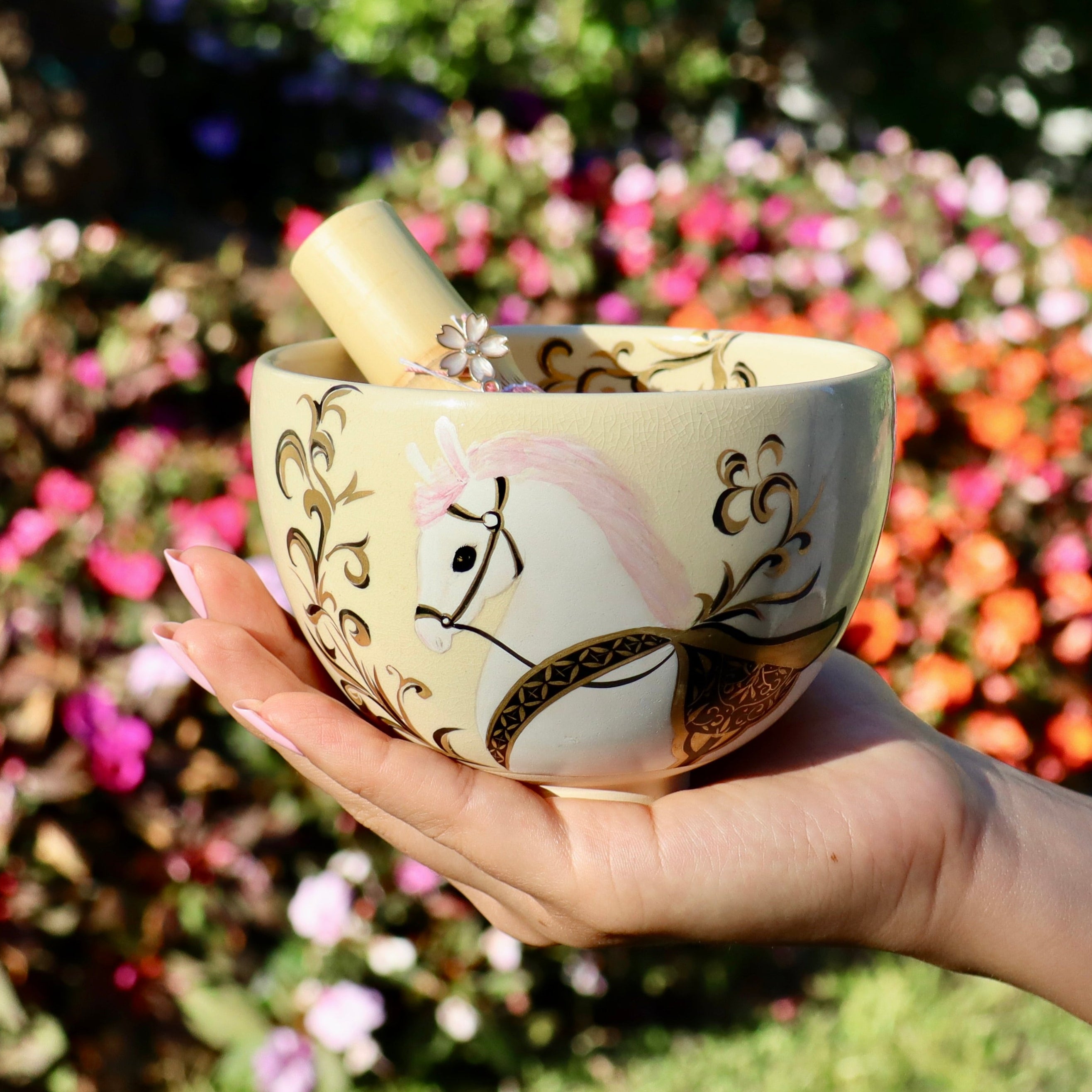 "Hakuba" Pony Matcha Chawan Bowl with Signed Box